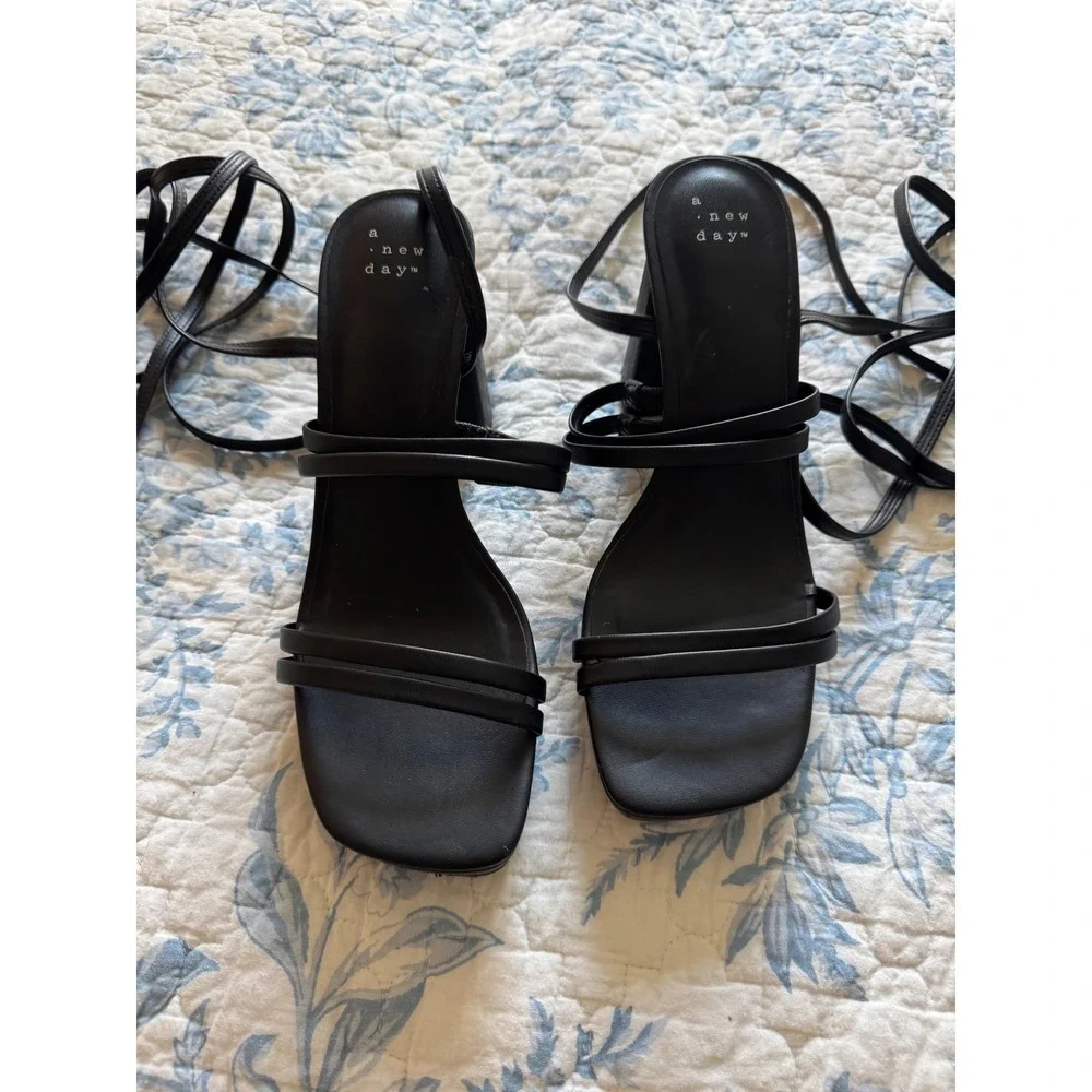 A New Day Black Strappy Lace Up Block Heel Platform Sandals Womens Size 8